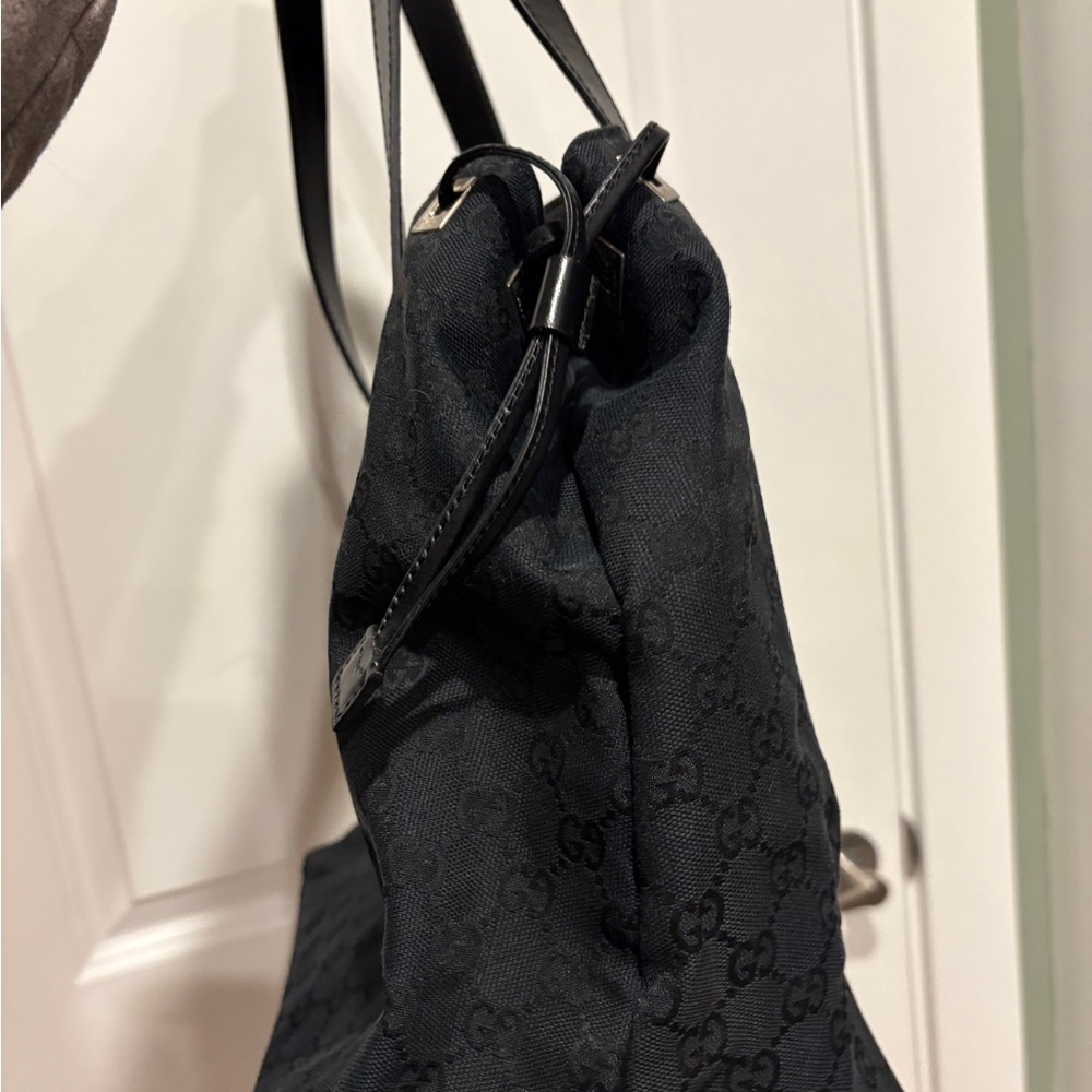 BIG Gucci Bag - Picture 4 of 9